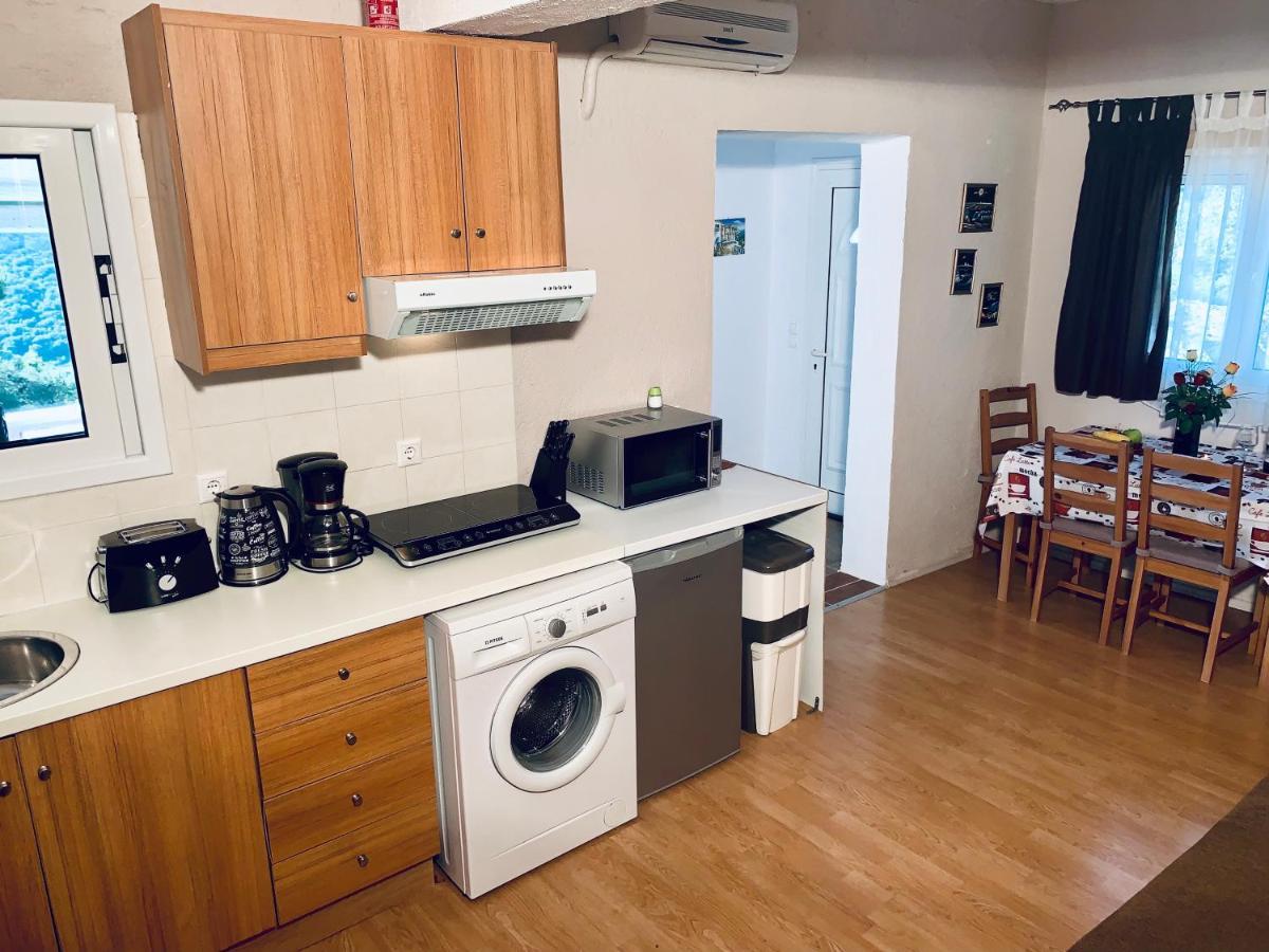 Ermones Odyssesas Bungalow Vátos Eksteriør billede