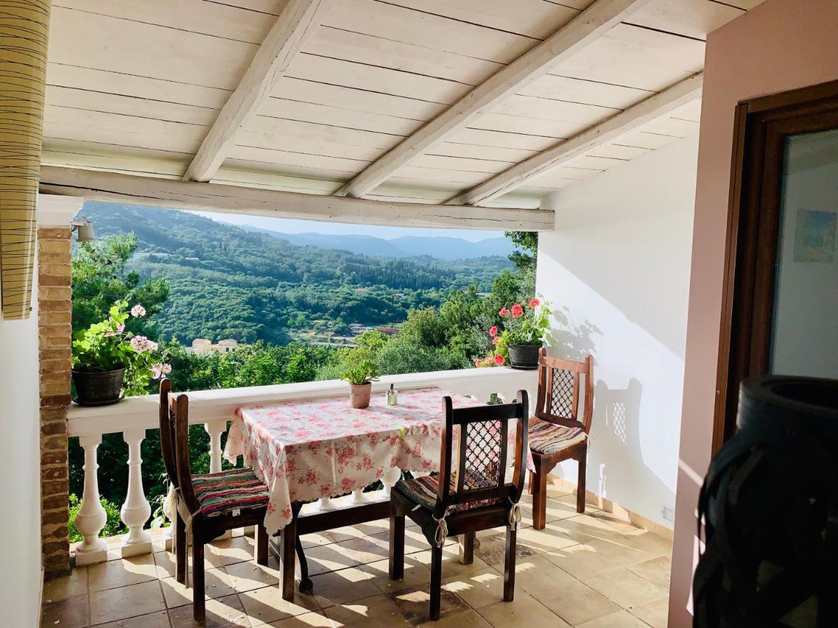 Ermones Odyssesas Bungalow Vátos Eksteriør billede