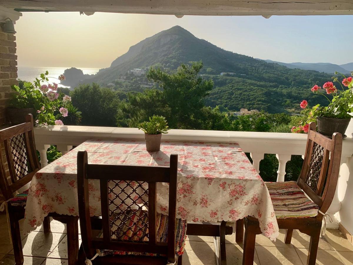 Ermones Odyssesas Bungalow Vátos Eksteriør billede